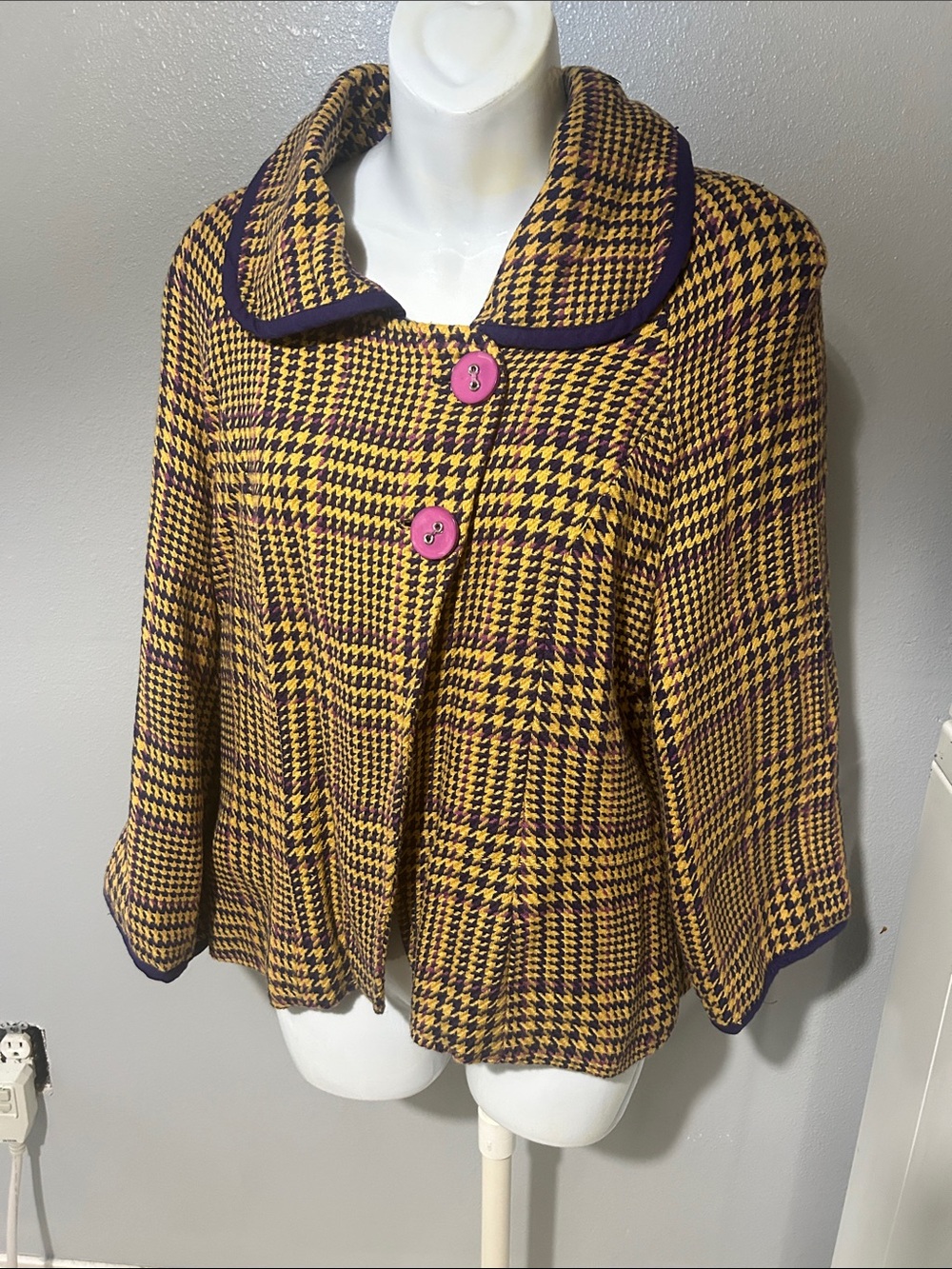 Womens Purple & Gold Houndstooth Coat with Purple Buttons Size PL